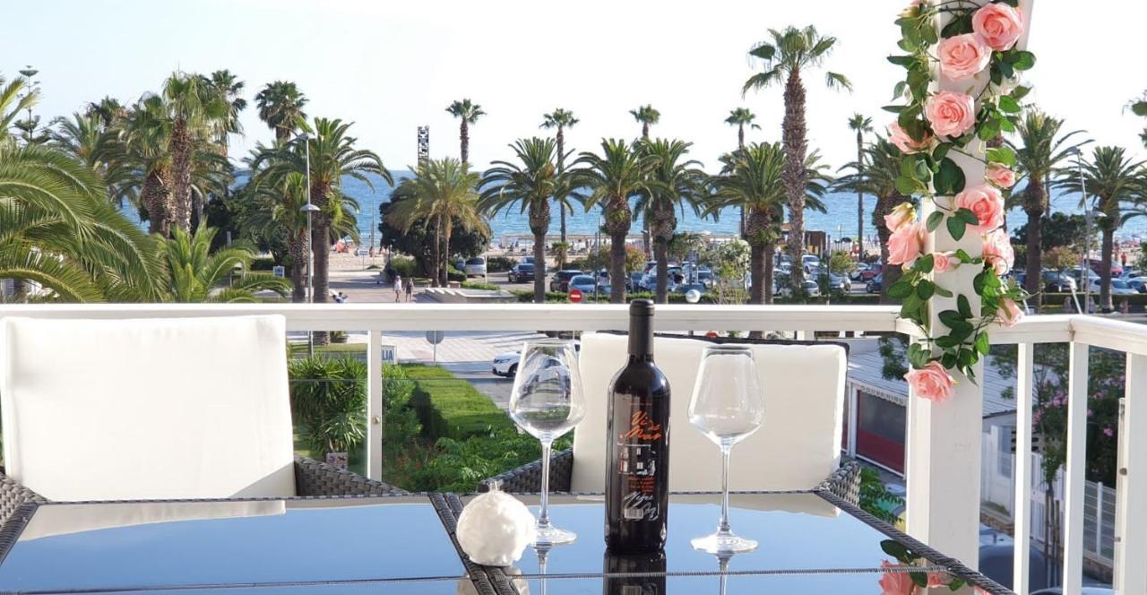 Encantadora Vivienda En El Paseo Maritimo De Салоу Екстериор снимка