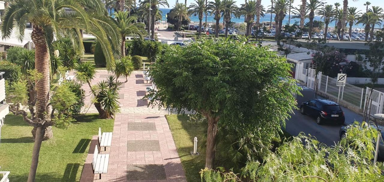 Encantadora Vivienda En El Paseo Maritimo De Салоу Екстериор снимка